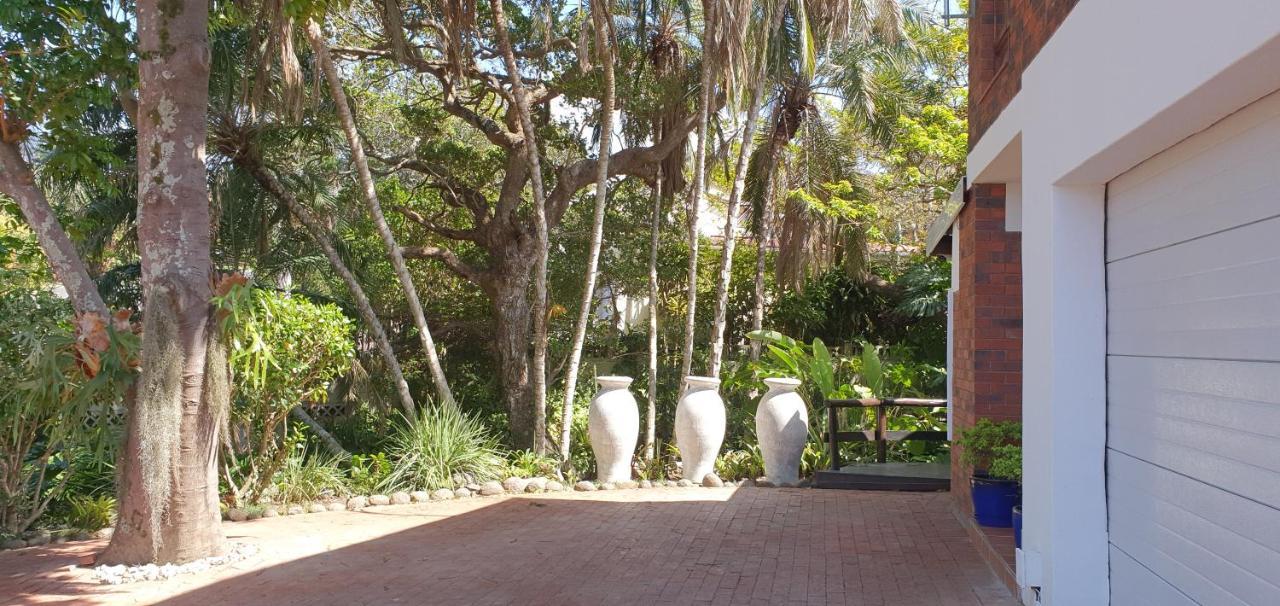 Summer Sand Holiday Cottages Scottburgh Bagian luar foto