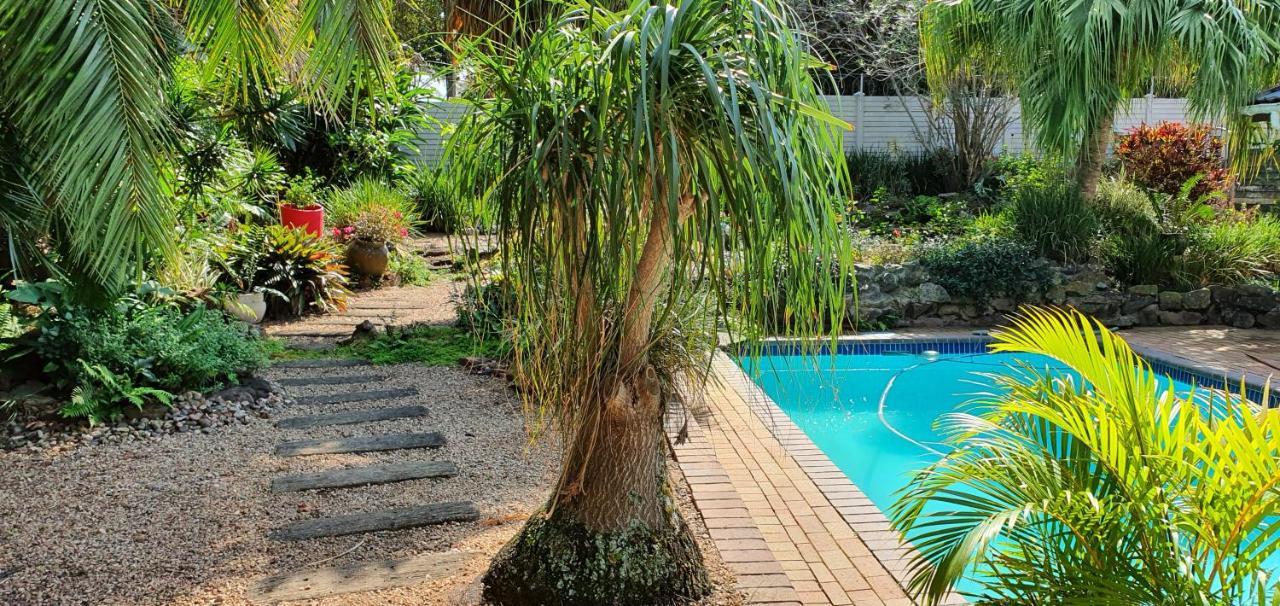 Summer Sand Holiday Cottages Scottburgh Bagian luar foto