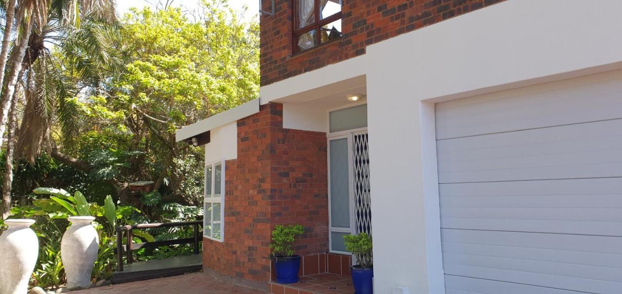 Summer Sand Holiday Cottages Scottburgh Bagian luar foto