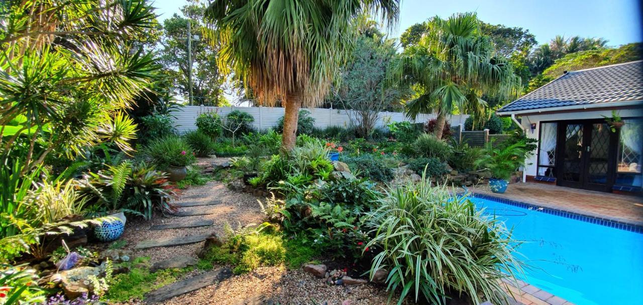 Summer Sand Holiday Cottages Scottburgh Bagian luar foto