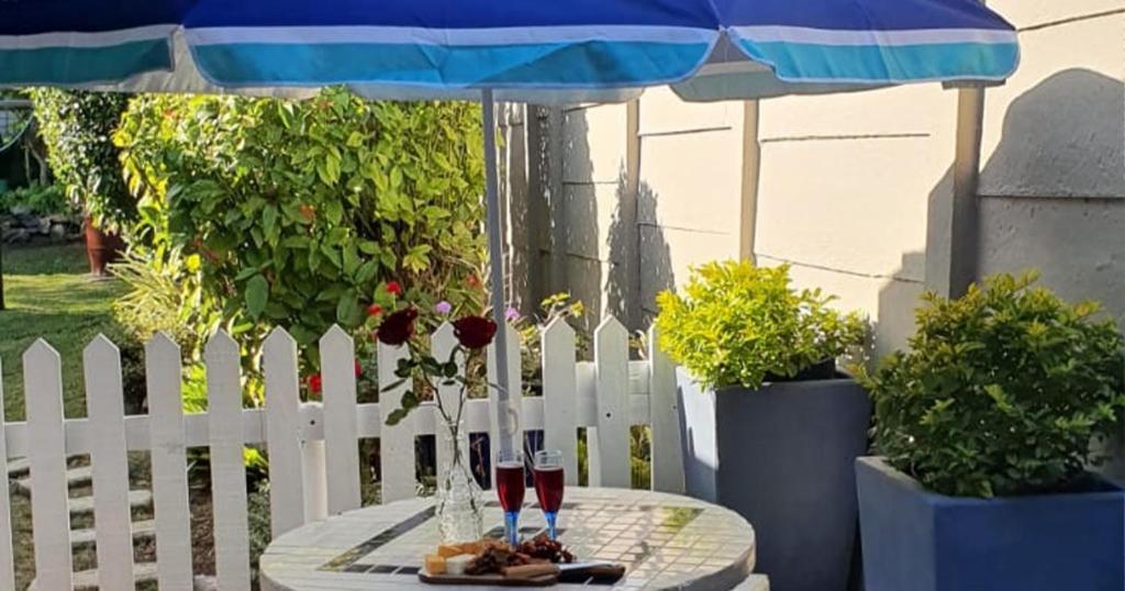 Summer Sand Holiday Cottages Scottburgh Bagian luar foto
