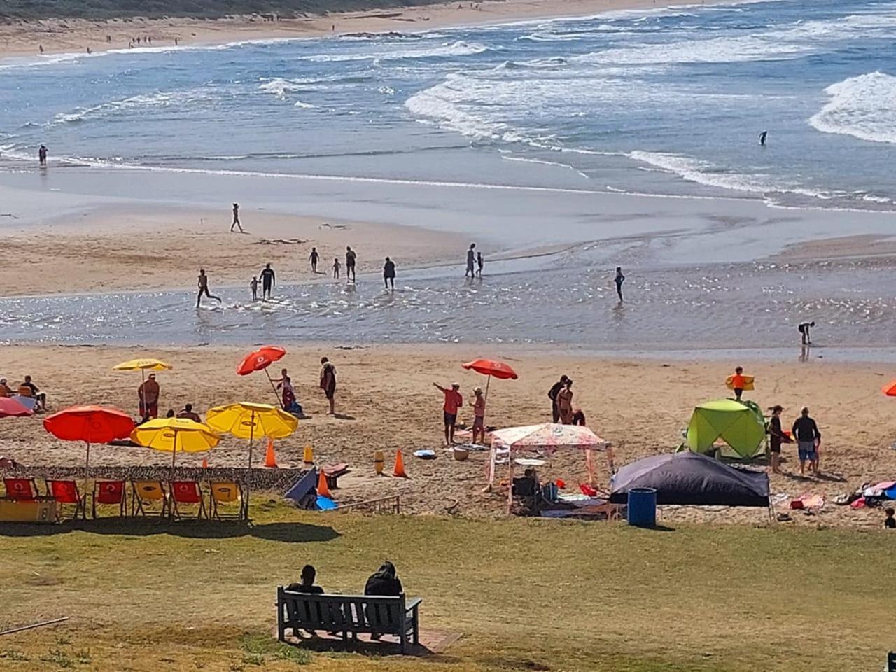 Summer Sand Holiday Cottages Scottburgh Bagian luar foto
