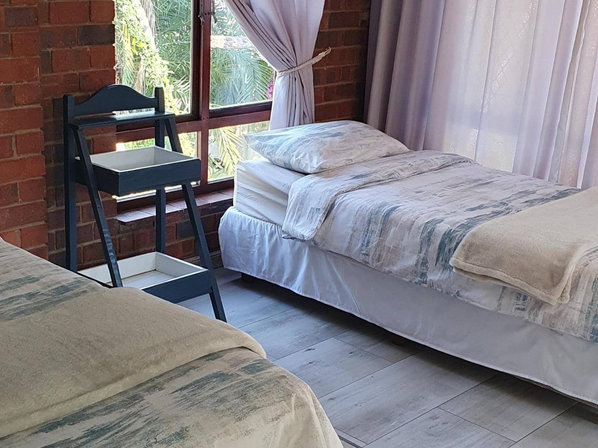 Summer Sand Holiday Cottages Scottburgh Bagian luar foto